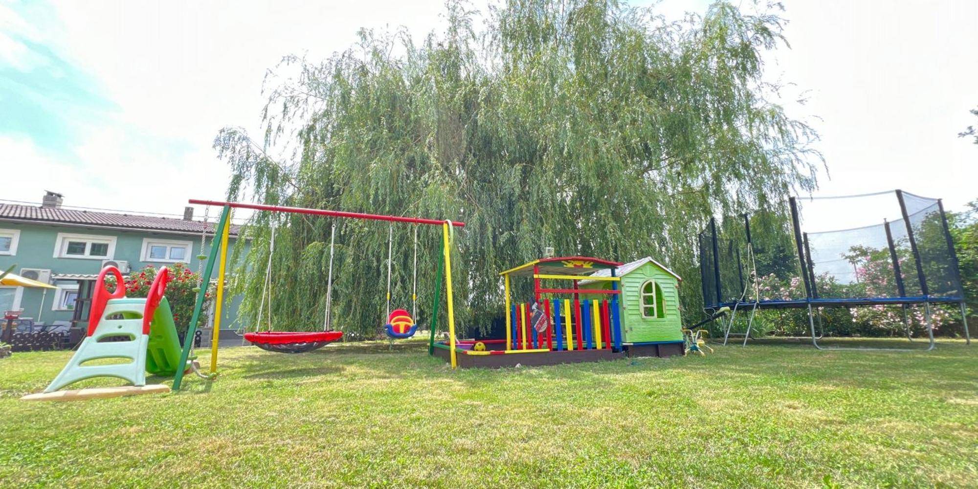 Green Place Portoroz Rc Bagian luar foto